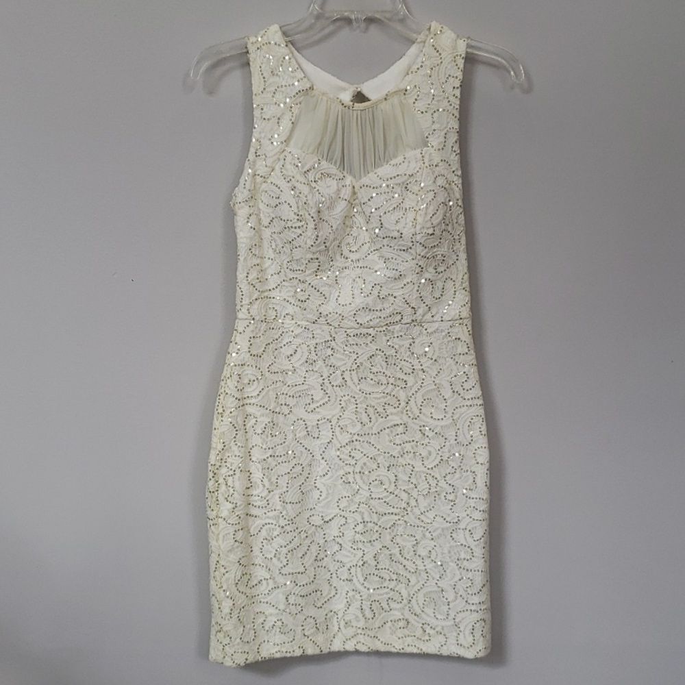 City Triangles Dress Juniors sz 7 Cream Lace Gold Sequins Stretch Sheath Modest